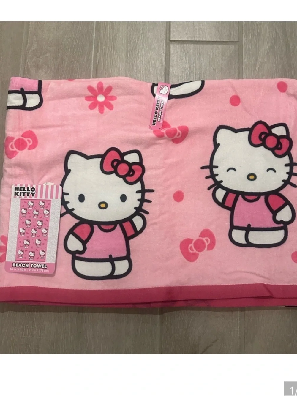 Hello Kitty Pink  Beach Towel with Bow and Flower Motifs NWT